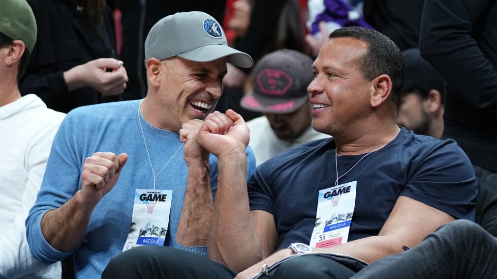 Minnesota Timberwolves v Miami Heat